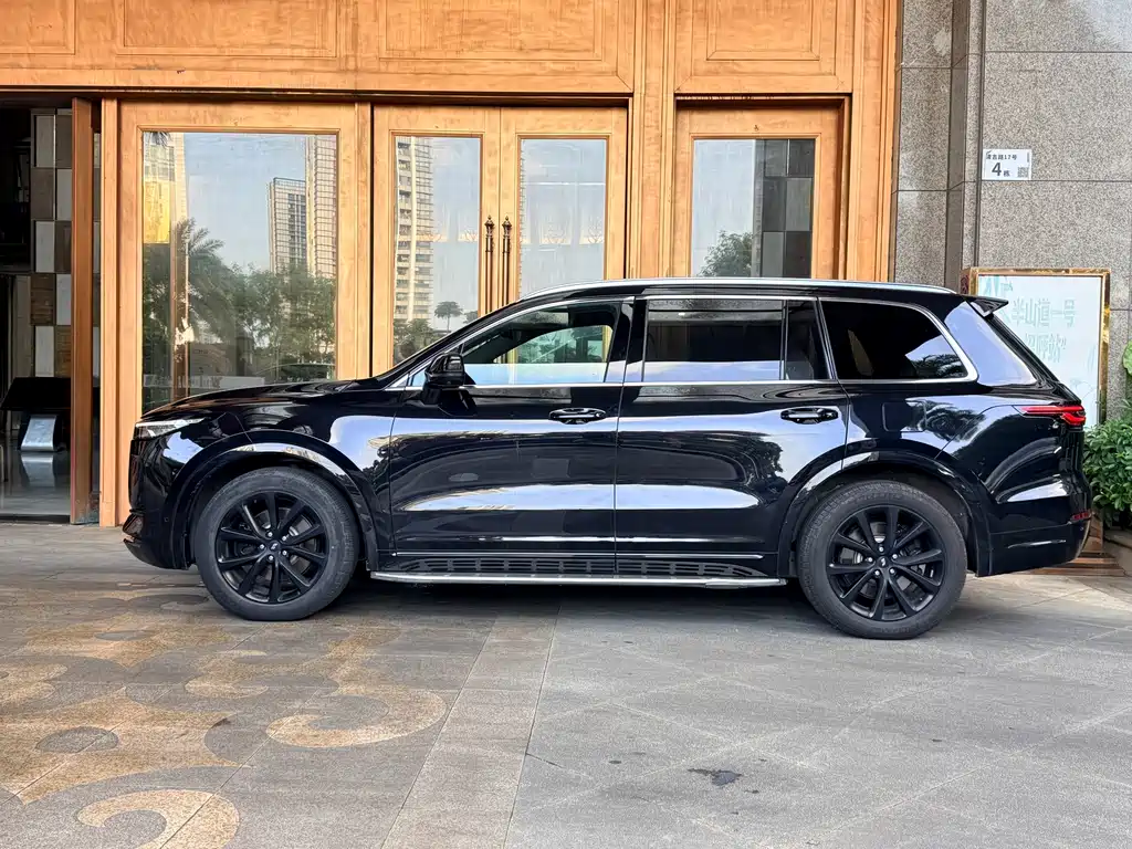 Li Auto Li ONE — миниатюра 5