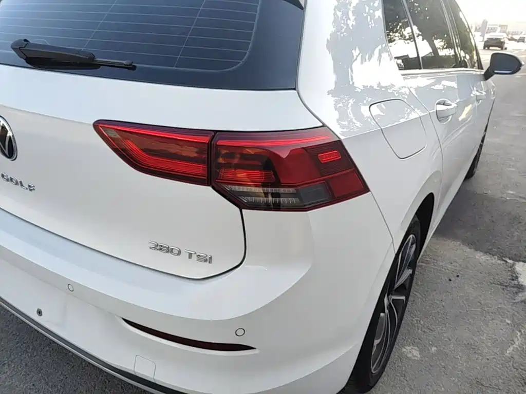 Volkswagen Golf — миниатюра 8