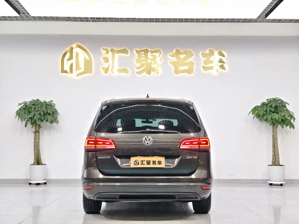 Volkswagen Xia 2018 380TSI 7 мест