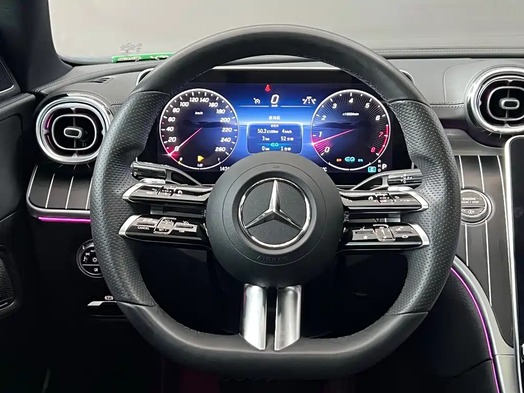 Mercedes-Benz C-Class — миниатюра 14