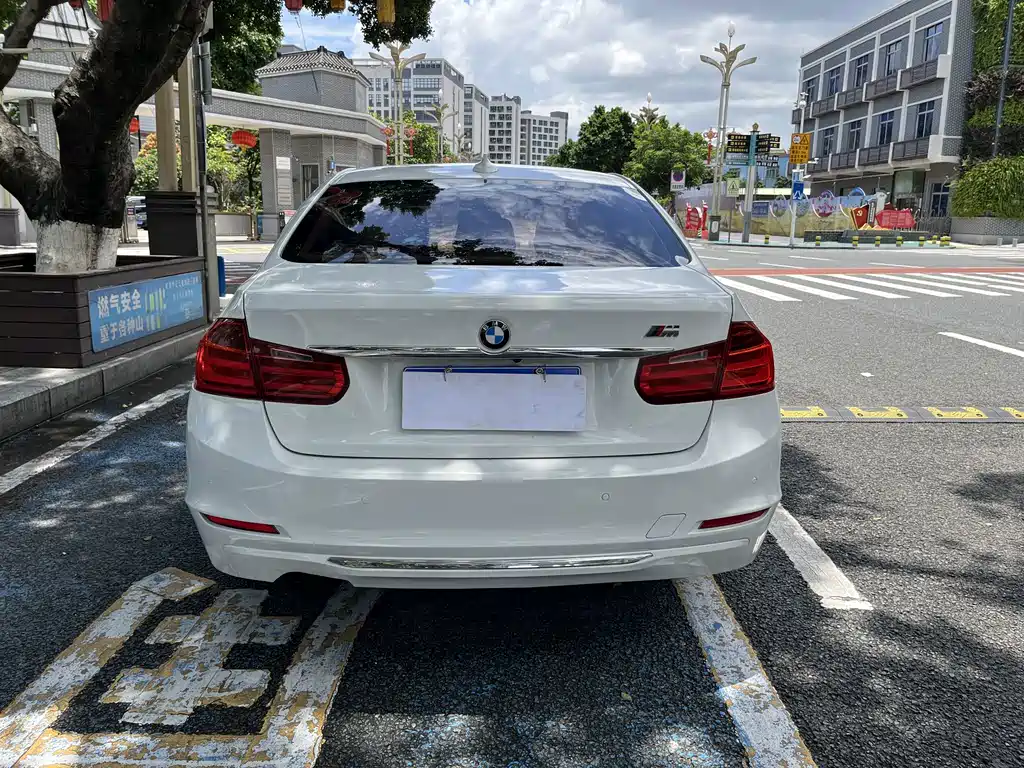 BMW 3 Series — миниатюра 4