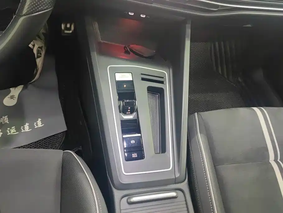 Volkswagen Golf — миниатюра 16