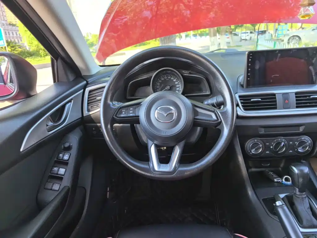 Mazda 3 Axela — миниатюра 11