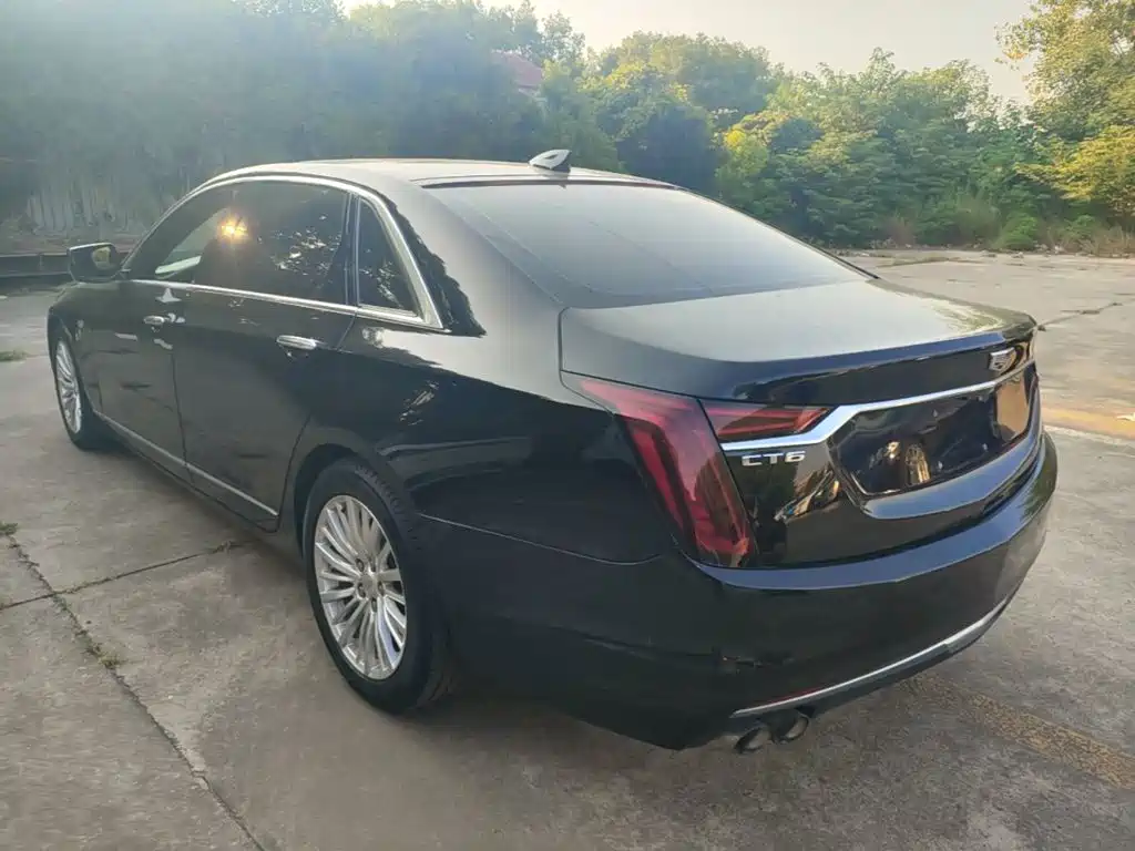 Cadillac CT6 — миниатюра 5