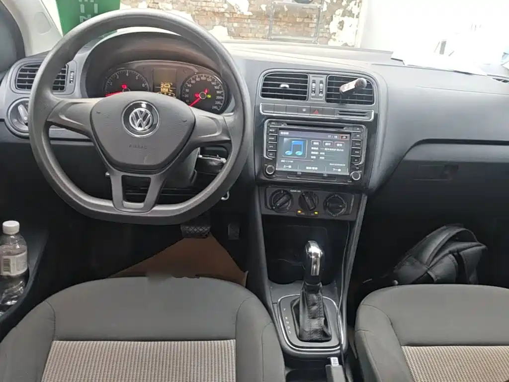 Volkswagen Polo — миниатюра 10