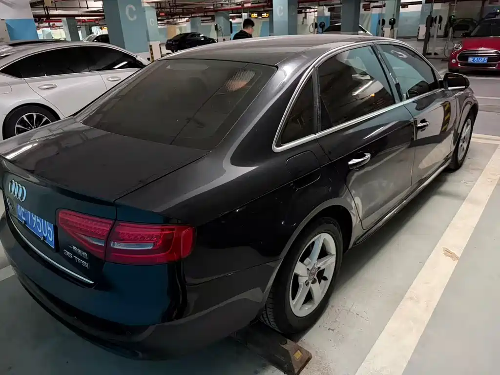 Audi A4L — миниатюра 4