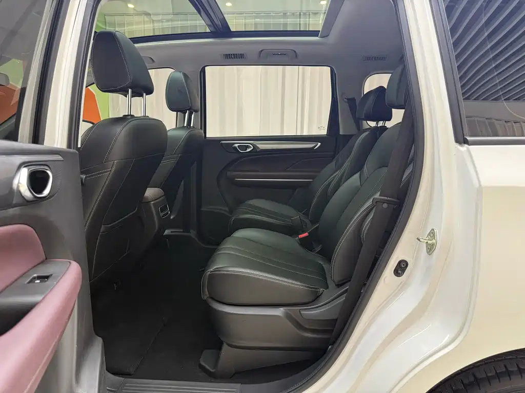 GAC Motor Trumpchi M6 — миниатюра 8