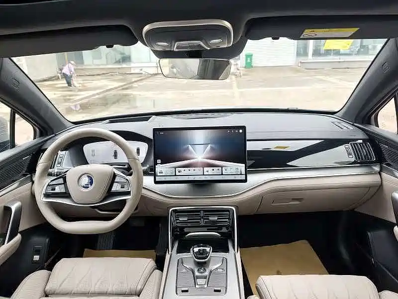 BYD Tang New Energy — миниатюра 5