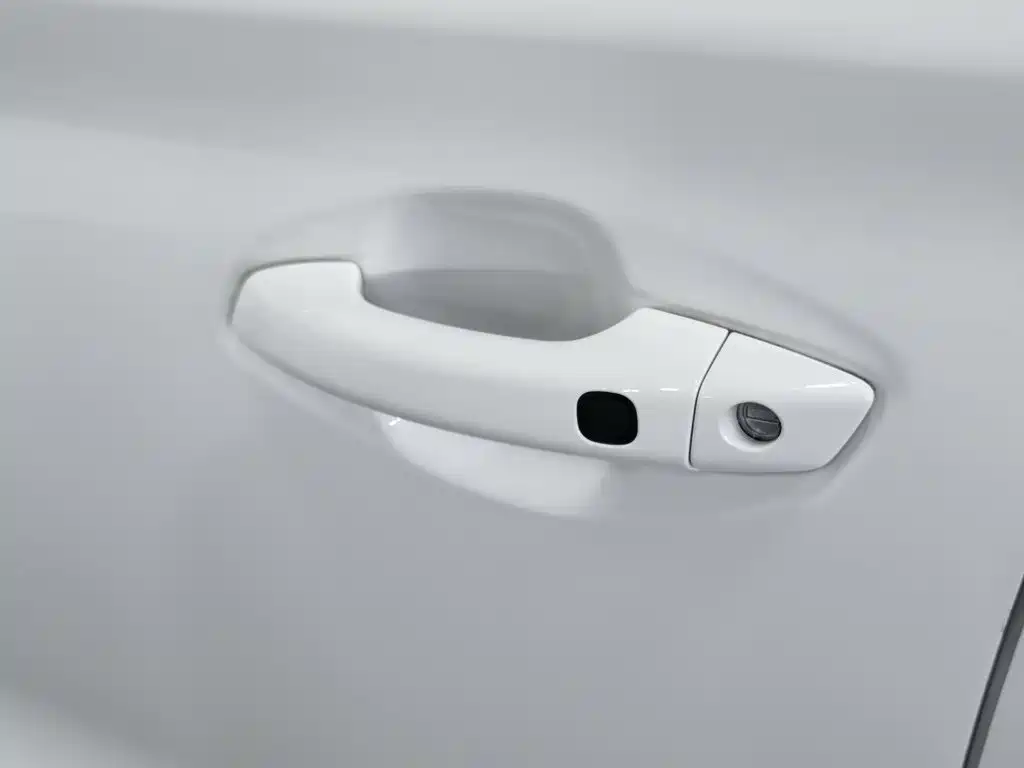 BYD Yuan Pro — миниатюра 18