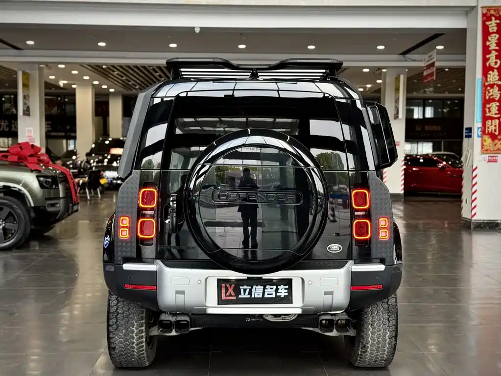 Land Rover Land Rover Defender 2023 110 3.0T P400