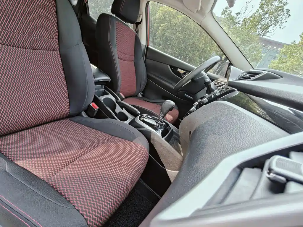Nissan Qashqai — миниатюра 15