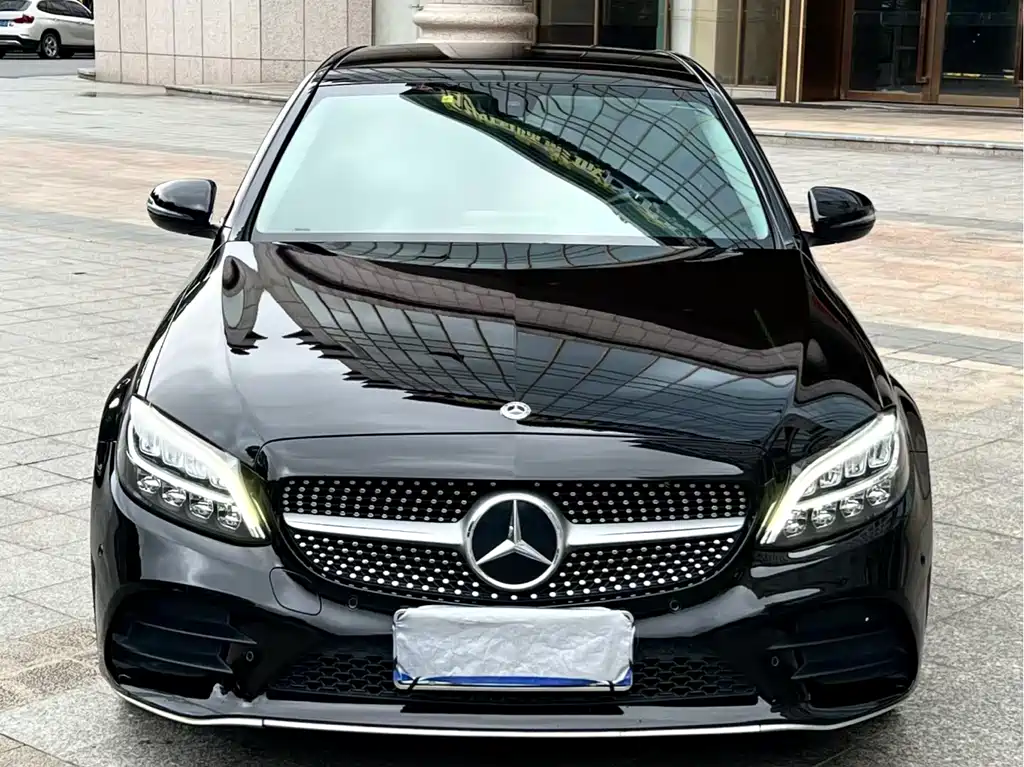 Mercedes-Benz C-Class 2021