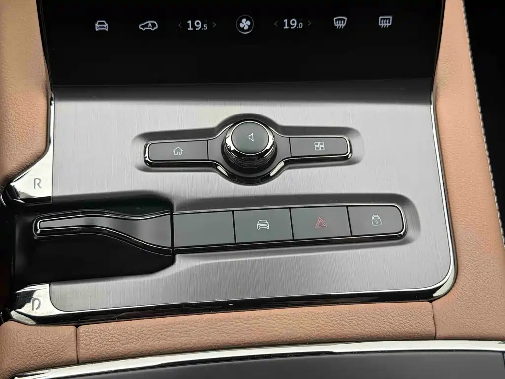 NIO ES6 — миниатюра 13