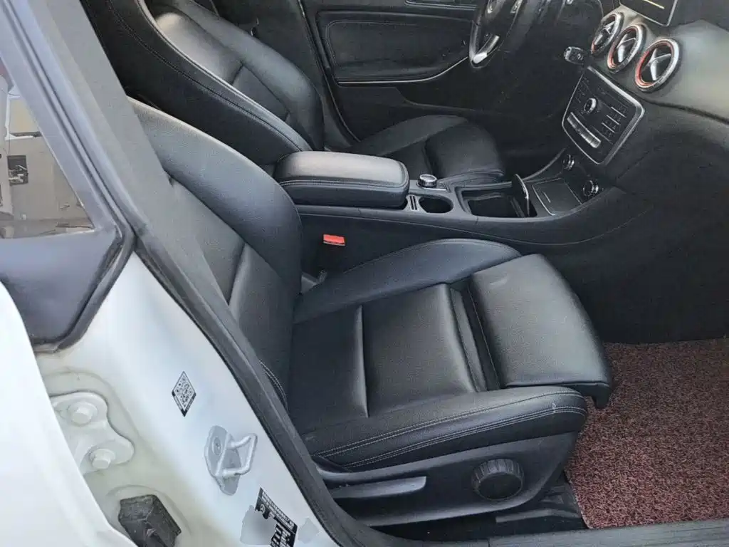 Mercedes-Benz CLA (Import) — миниатюра 25