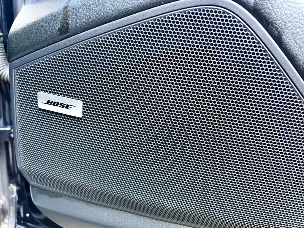 Porsche Cayenne — миниатюра 16