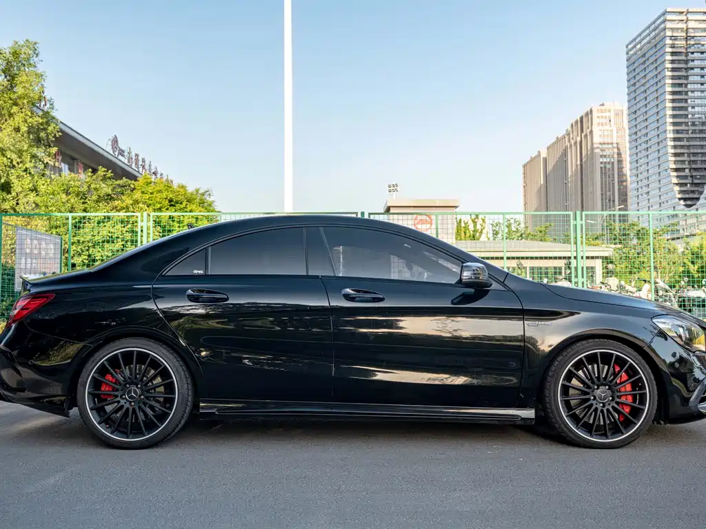 Mercedes-Benz CLA AMG — миниатюра 7