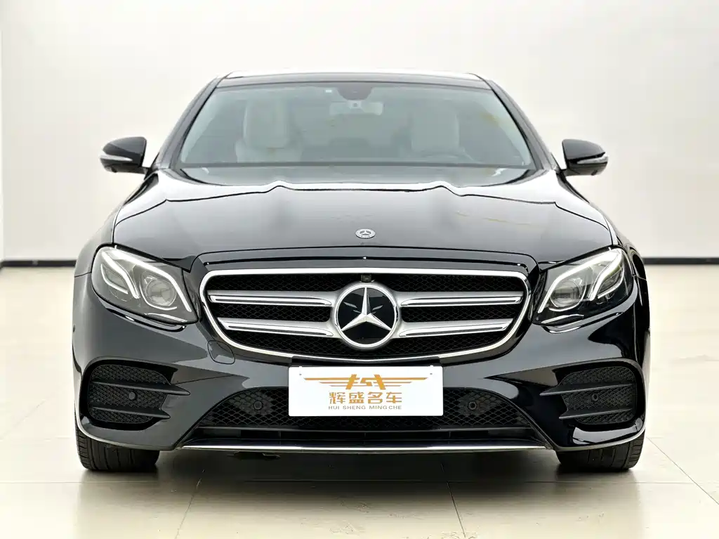 Mercedes-Benz E-Class — миниатюра 2