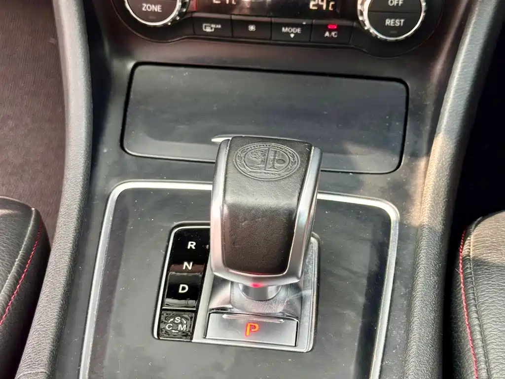Mercedes-Benz GLA AMG — миниатюра 15