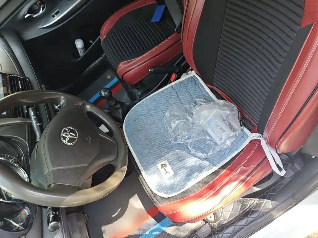 Toyota Yaris L — миниатюра 16