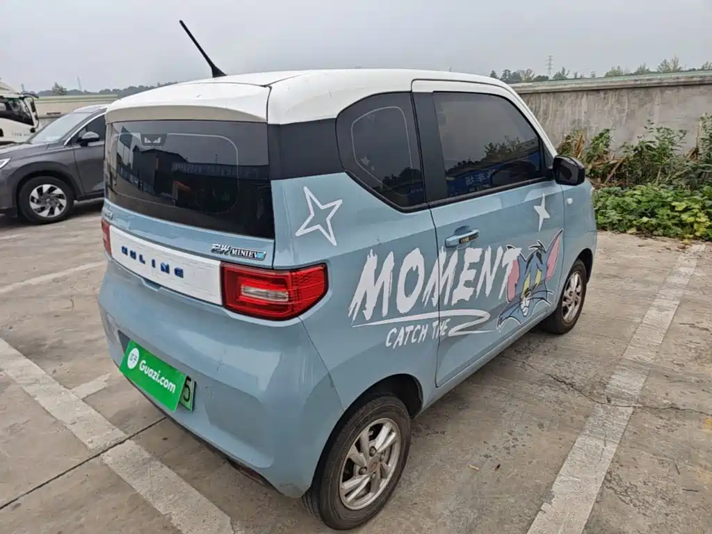 Wuling MINIEV — миниатюра 7