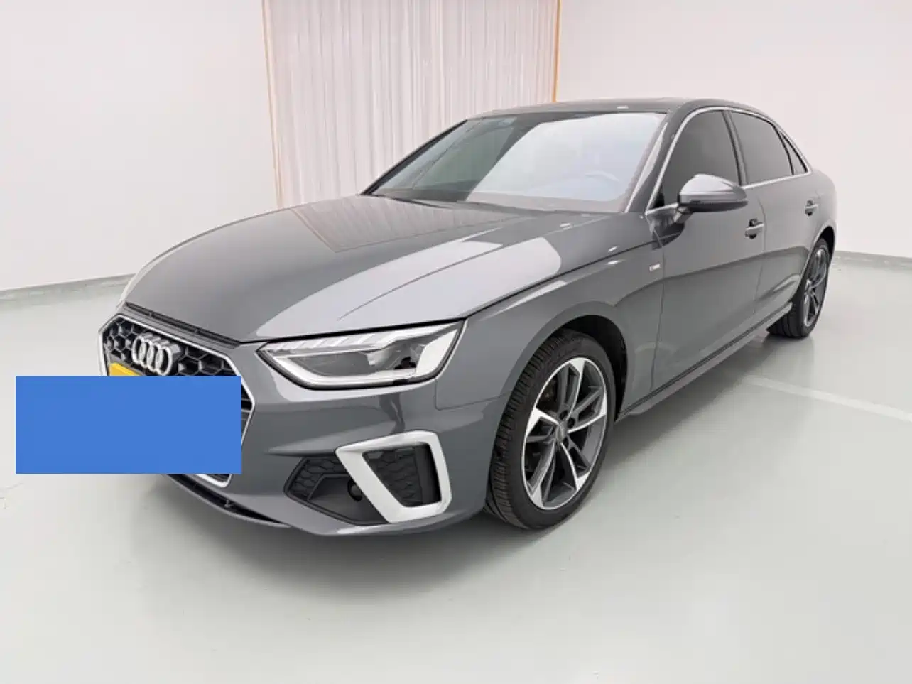 奥迪A4L 2022款 40 TFSI 时尚动感型 2021