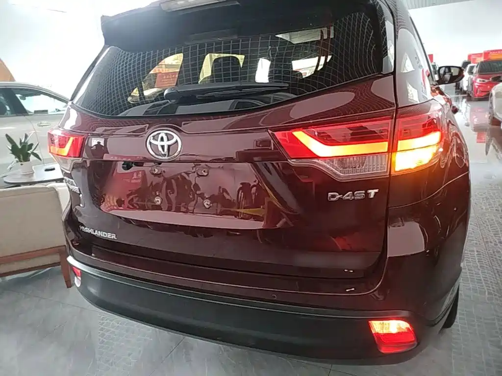 Toyota Highlander — миниатюра 6