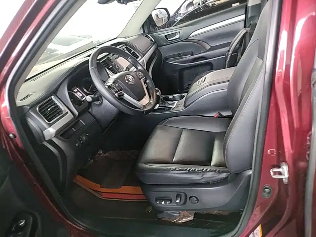 Toyota Highlander — миниатюра 15