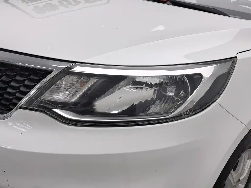 Kia K2 — миниатюра 7