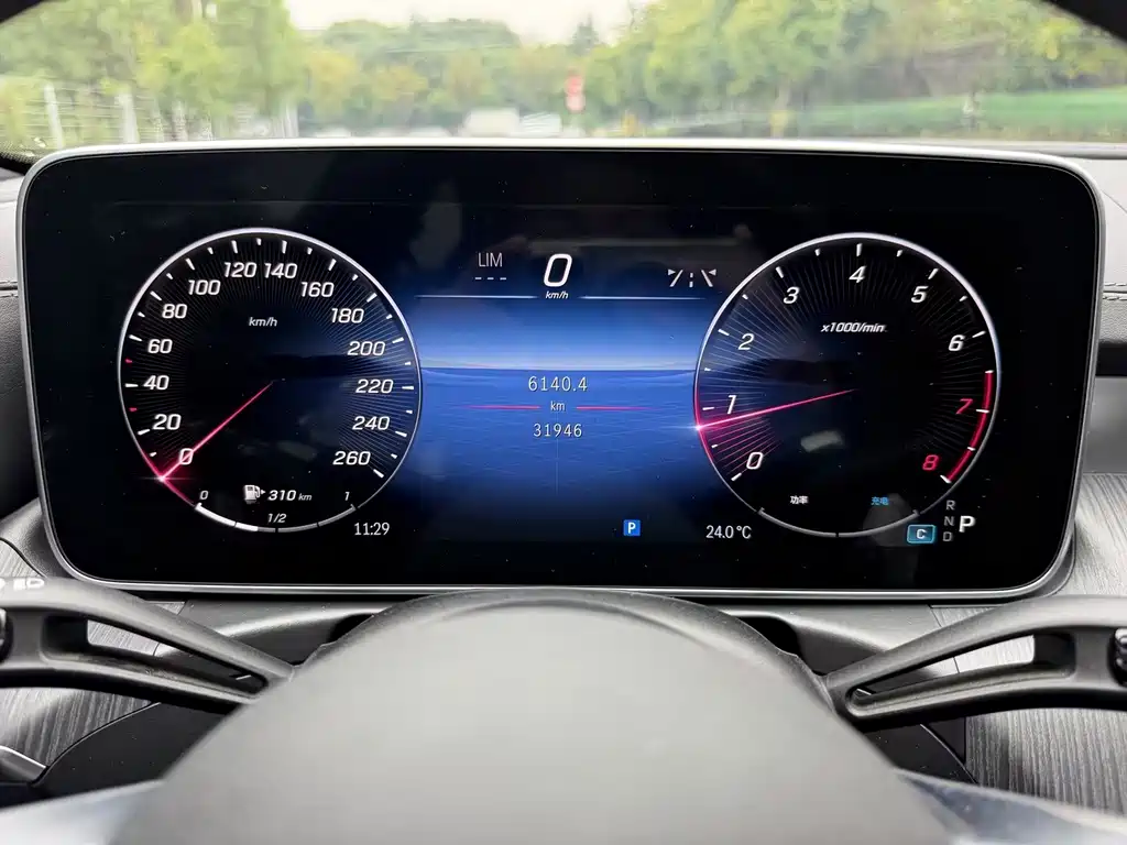 Mercedes-Benz C-Class — миниатюра 21