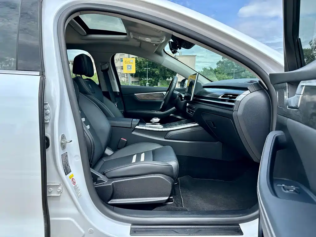 BYD Qin Pro NEV — миниатюра 17