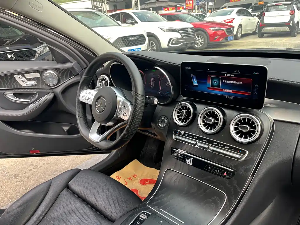Mercedes-Benz C-Class — миниатюра 8