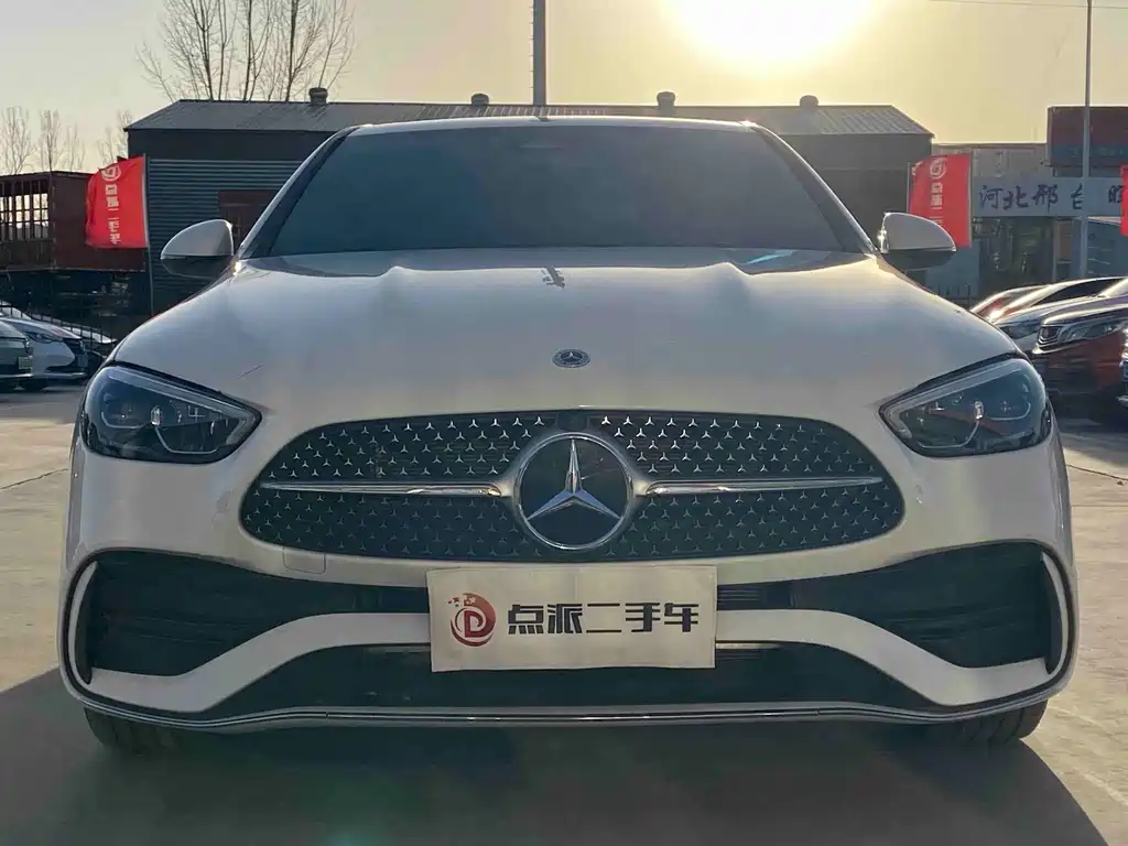 Mercedes-Benz C-Class — миниатюра 2