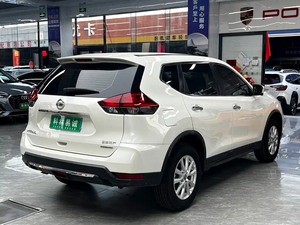 Nissan X-Trail — миниатюра 4