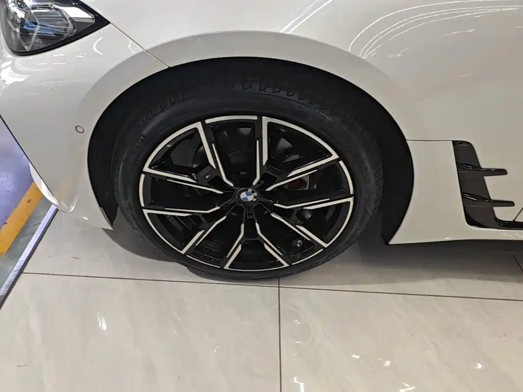 BMW 4 Series — миниатюра 23