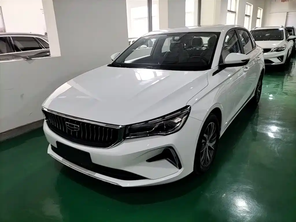 Geely Emgrand 2023 4 Champion 1.5L MT Luxury