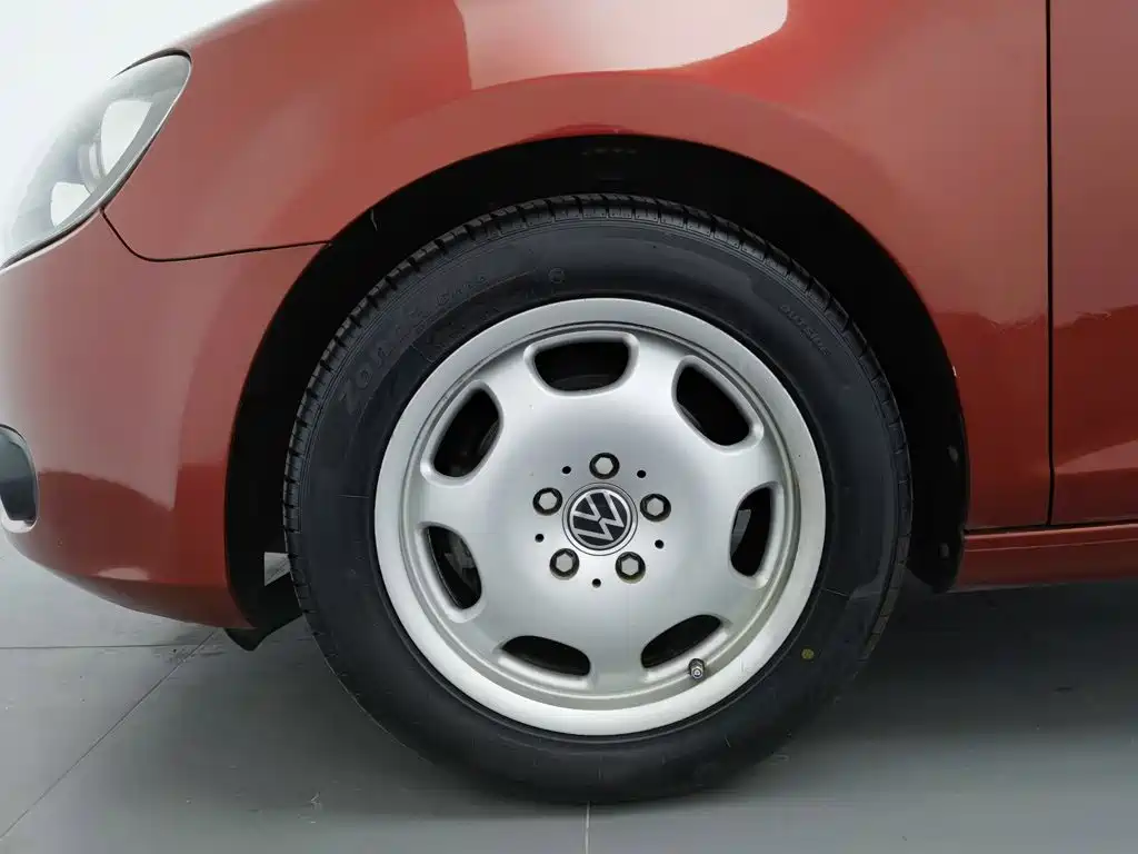 Volkswagen Golf — миниатюра 17