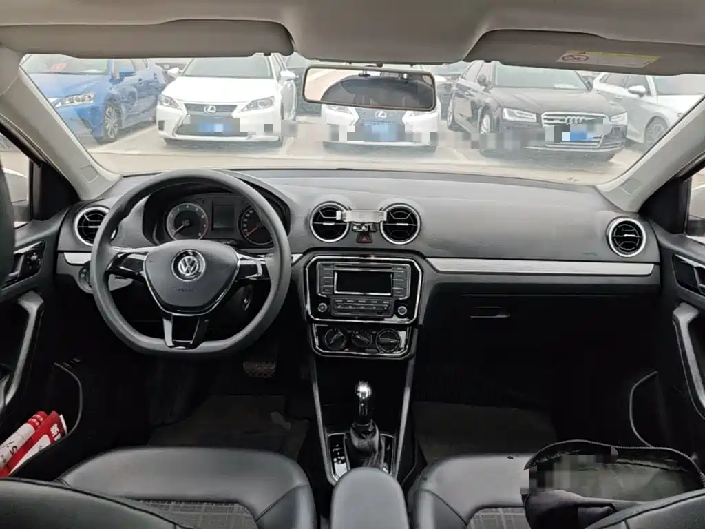 Volkswagen Jetta — миниатюра 10