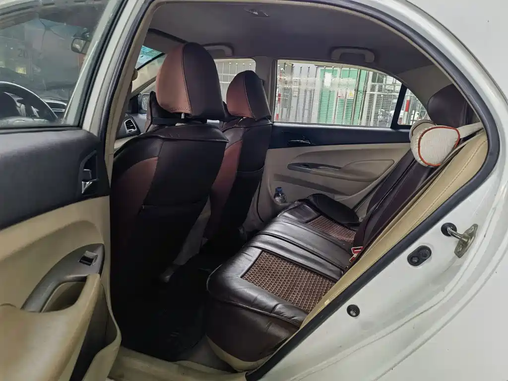 BYD F3 — миниатюра 5
