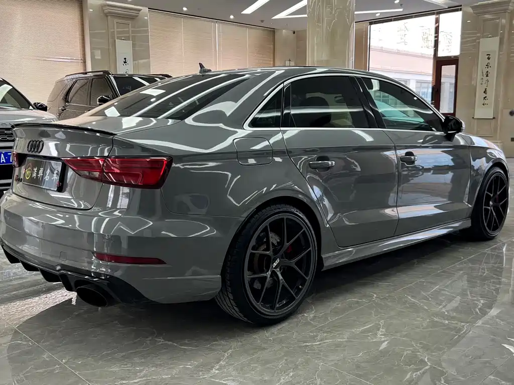 Audi RS 3 — миниатюра 6