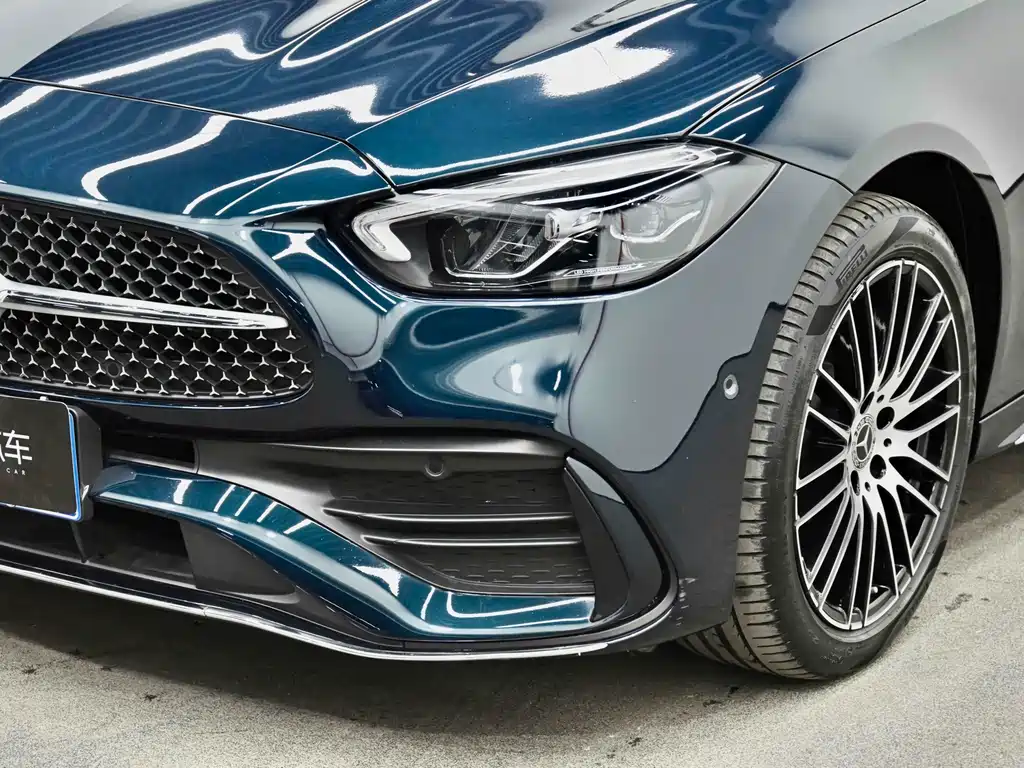 Mercedes-Benz C-Class — миниатюра 5