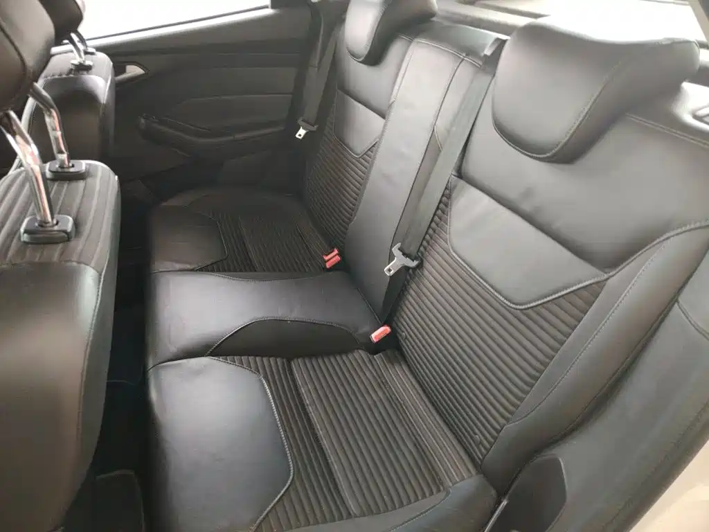 Ford Focus — миниатюра 13