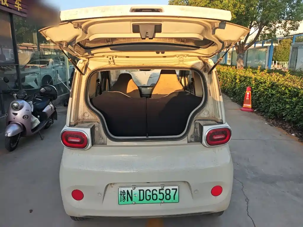 Wuling MINIEV — миниатюра 19