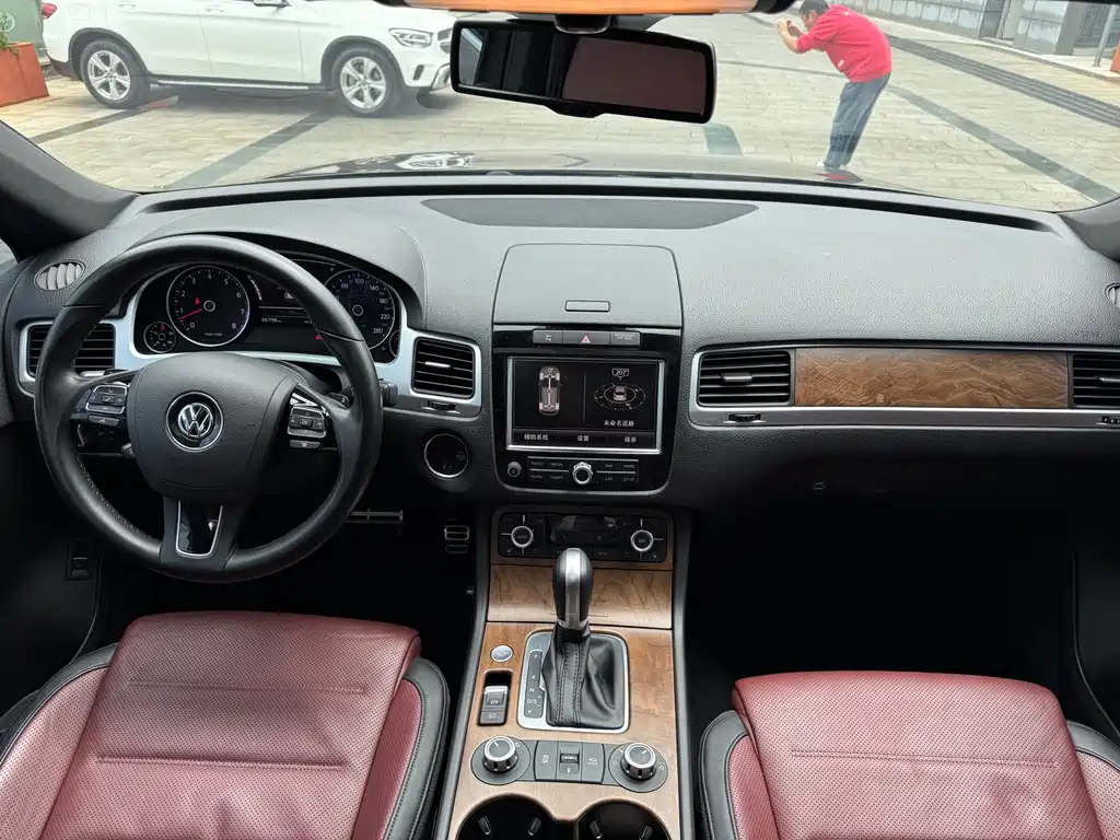 Volkswagen Touareg — миниатюра 7