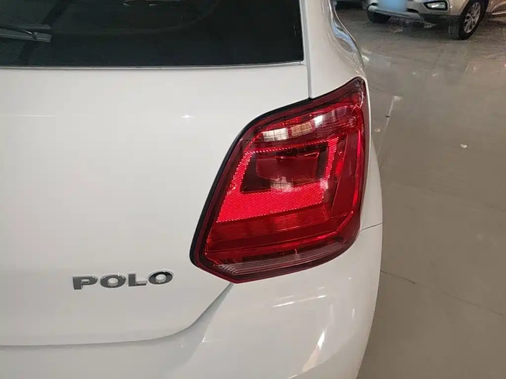 Volkswagen Polo — миниатюра 8
