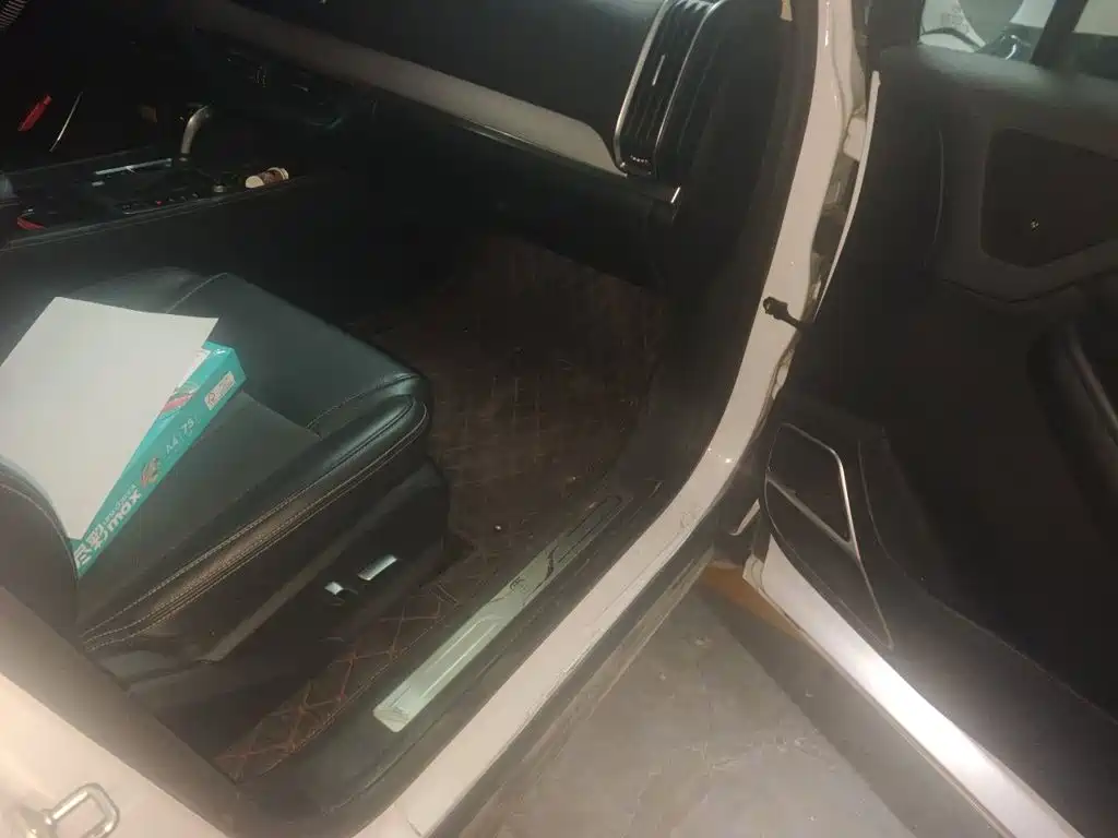 BYD Tang — миниатюра 19