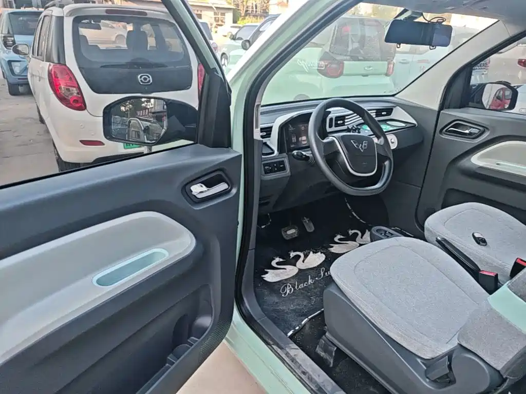 Wuling MINIEV — миниатюра 16