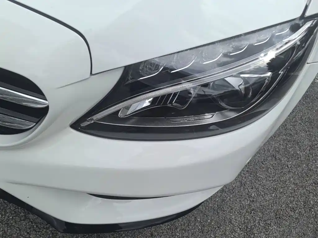 Mercedes-Benz C-Class — миниатюра 24