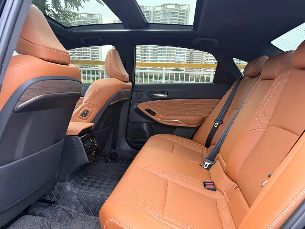 Toyota Avalon 2024 2.5L XLE Luxury