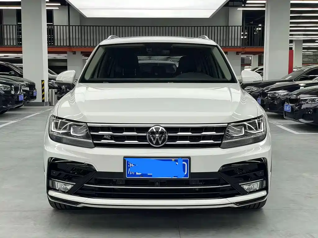 Volkswagen Tiguan L — миниатюра 2