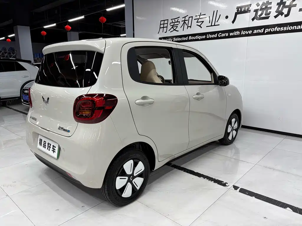 Wuling MINIEV — миниатюра 6